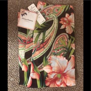 🆕 Tommy Bahama “Tropical Paisley” Pareo in Mocha